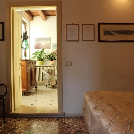 Residenza Carducci Centro Storico * Werona
