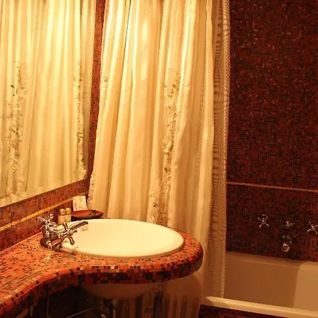 Residenza Carducci Centro Storico Apartment *