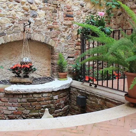 Residenza Carducci Centro Storico *