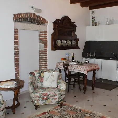 Residenza Carducci Centro Storico Lejlighed *